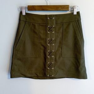 NWT Express hunter green lace up front skirt